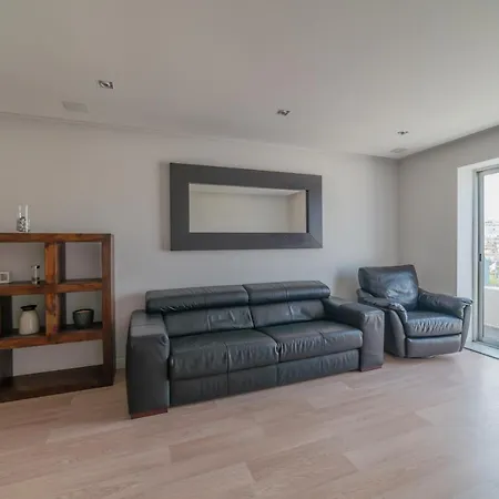 Amazing Marina Seafront, Stylish 3br Pietà